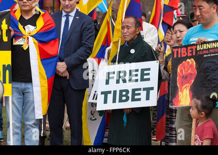 10. März 2016, Washington, DC USA: Tibetisch-Amerikaner und Tibet-Unterstützer-Rallye auf tibetischen Aufstand Nationalfeiertag Stockfoto