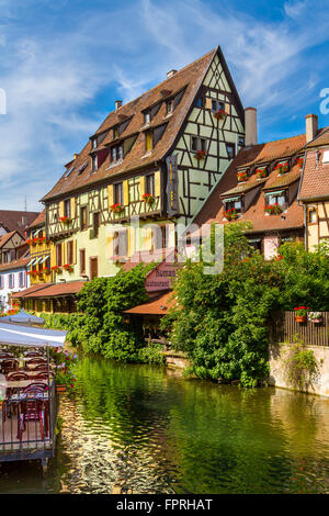 Blick auf La Petite Venise oder klein-Venedig, Viertel, Altstadt, Colmar, Elsass, Frankreich Stockfoto