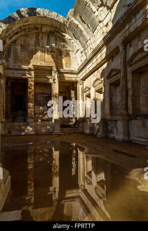 Diana s Tempel, Jardins De La Fontaine, Nimes, Gard, Frankreich Stockfoto