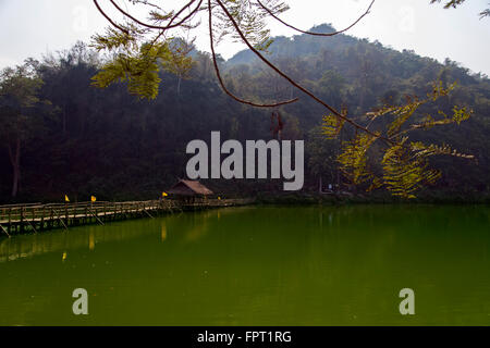 Wat Tham Khao Reservoir Stockfoto