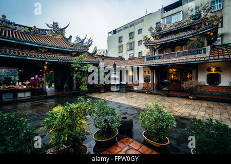 Dalongdong Baoan Tempel in Taipei, Taiwan. Stockfoto