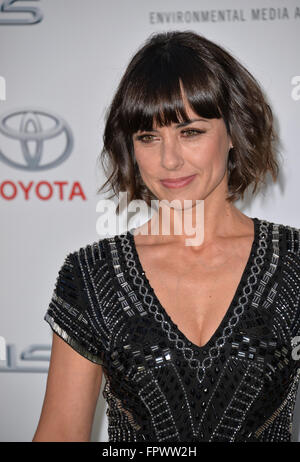 LOS ANGELES, CA - 24. Oktober 2015: Constance Zimmer auf 25. jährliche Umweltmedien Auszeichnungen bei Warner Bros.-Studios, Burbank, CA. Stockfoto