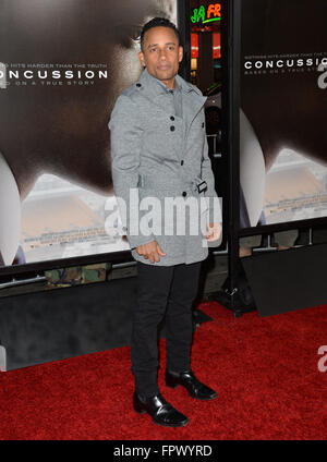 LOS ANGELES, CA - 10. November 2015: Schauspieler Hill Harper bei der Premiere seines Films "Gehirnerschütterung", Teil der AFI FEST 2015 am TCL Chinese Theatre in Hollywood. Stockfoto