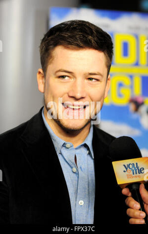 Chicago Screening von "Eddie the Eagle" Kerasotes Schauplatz Symbol - Ankünfte Featuring: Taron Egerton wo: Chicago, Illinois, USA bei: 16. Februar 2016 Stockfoto