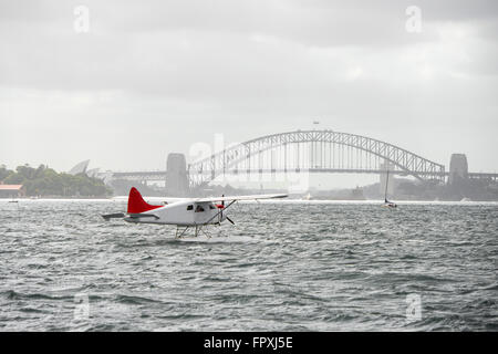 Wasserflugzeug im Hafen von Sydney an den Start Stockfoto