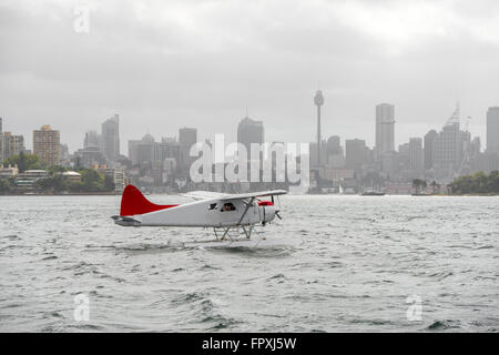 Wasserflugzeug im Hafen von Sydney an den Start Stockfoto