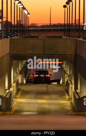 Parkdeck am Atlanta International Airport in Atlanta, Georgia, USA. Stockfoto