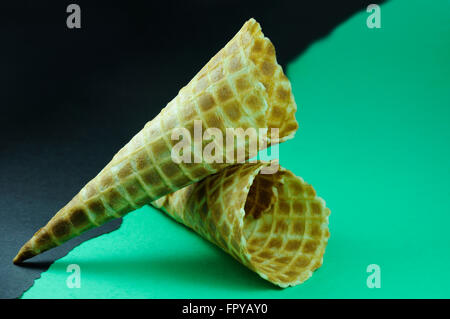 Leere Zucker Waffelhörnchen Stockfoto