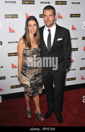 LOS ANGELES, CA - 16. Januar 2010: Chris O'Donnell & Frau bei der 2010 G'Day USA Australien Woche Black Tie Gala im Grand Ballroom in Hollywood & Highland. Stockfoto