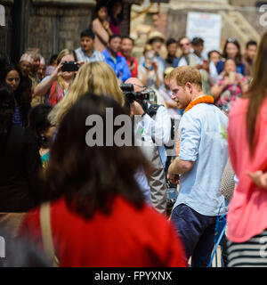 Patan, Nepal. 20. März 2016. Prinz Harry besucht Patan Dubar Square. Stockfoto