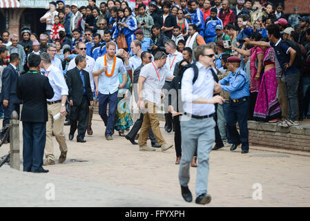 Patan, Nepal. 20. März 2016. Prinz Harry besucht Patan Dubar Square. Stockfoto