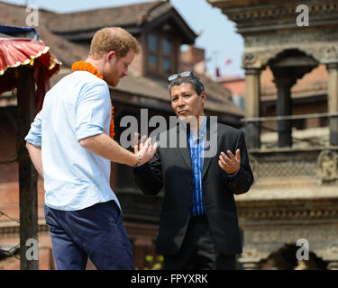 Patan, Nepal. 20. März 2016. Prinz Harry besucht Patan Dubar Square während seines fünftägigen Staatsbesuch in Nepal. Bildnachweis: Dutourdumonde/Alamy Live-Nachrichten Stockfoto