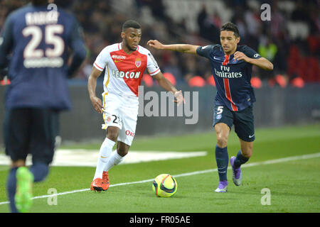 Paris, Frankreich. 20. März 2016. Französischen Liga 1 Fußball. Paris Saint-Germain gegen Monaco. MARQUINHOS (Psg) von Thomas LEMAR (Mo) Kredit geschlagen: Action Plus Sport/Alamy Live News Stockfoto