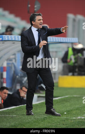 Reggio Emilia, Italien. 20. März 2016. Luigi De Canio Udinese Cheftrainer in der Serie A Fußballspiel zwischen uns Sassuolo Calcio und Udinese Calcio Mapei-Stadion in Reggio Emilia © Massimo Morelli/Pacific Press/Alamy Live News Stockfoto