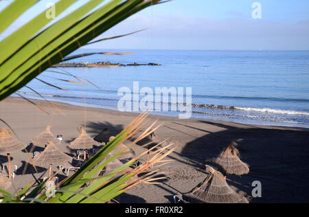 Sandy-Playa de Las Cuevitas in Playa de Las Americas im Süden von Teneriffa, Spanien Stockfoto