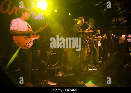 Ein Wahrzeichen der Austin-Musikszene, Antone es Heimat des Blues beherbergt eine Welle von Cutting-Edge-Bands. Stockfoto