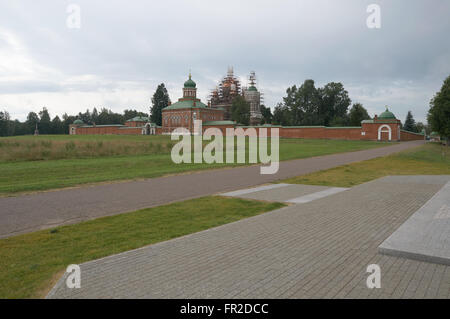 Blick auf Spaso-Borodinskiy Frauenkloster in Borodino, Moscow Region, Russland. Stockfoto