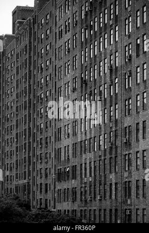 London Terrassengärten, Wohnungen und Büroflächen, 435 West 23rd Street New York City, USA. Stockfoto