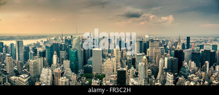 Blick in Richtung Upper Manhattan vom Empire State Building, New York City, USA. Stockfoto