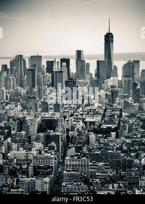 Blick auf Lower Manhattan vom Empire State Building, New York City, USA. Stockfoto