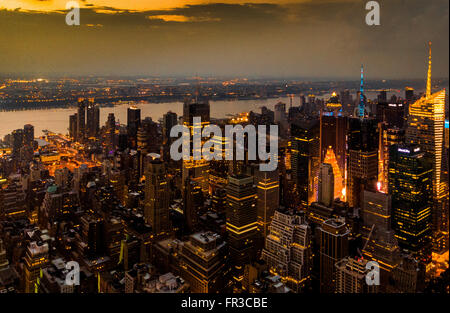 Blick Richtung Westen New York über Hudson River vom Empire State Building, New York City, USA. Stockfoto