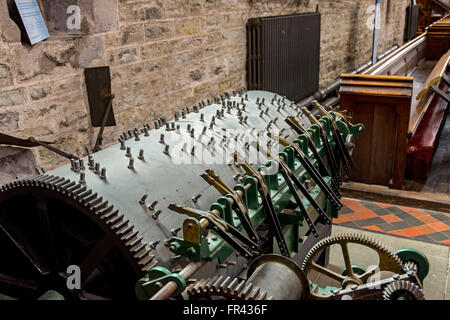 Das Glockenspiel in der Pfarrei St. Laurentius Kirche, Ludlow, Shropshire, England, UK Stockfoto