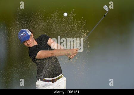 18. April 2015 - Fort Myers, Florida, ist USA - während der dritten Runde der Symetra Tour Chicos Patty Berg Memorial am 18. April 2015 in Fort Myers, Florida... ZUMA Press/Scott A. Miller (Kredit-Bild: © Scott A. Miller über ZUMA Draht) Stockfoto