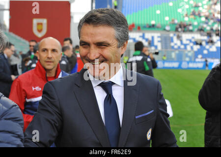 Reggio Emilia, Italien. 20. März 2016. Luigi De Canio Udinese Cheftrainer in der Serie A Fußballspiel zwischen uns Sassuolo Calcio und Udinese Calcio Mapei-Stadion in Reggio Emilia. Udinese und Sassuolo 1-0 gewinnt. © Massimo Morelli/Pacific Press/Alamy Live-Nachrichten Stockfoto