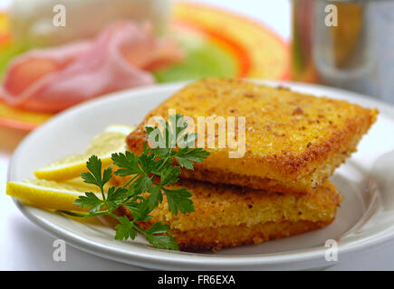 Mozzarella in carrozza Stockfoto