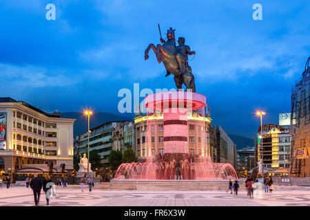 Republik Mazedonien, Skopje, Innenstadt, Mazedonien Square, die Statue von Alexander dem großen Stockfoto