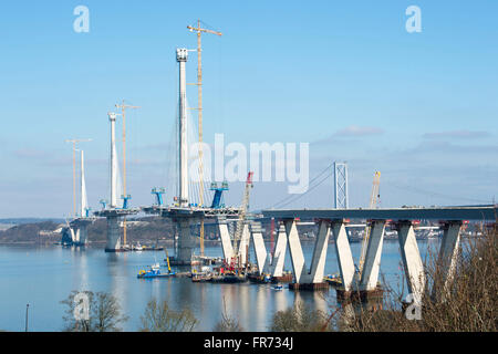 19.03.2016, The Queensferry Crossing über den Forth, Anschluss an South Queensferry, Edinburgh an Fife in North Queenferry. Stockfoto