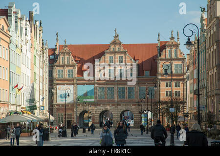 Grünes Tor (Zielona Brama) in der Altstadt von Gdansk, Polen. Stockfoto