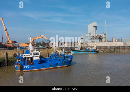 Angeln Boote Whitstable Hafen Kent England UK Stockfoto