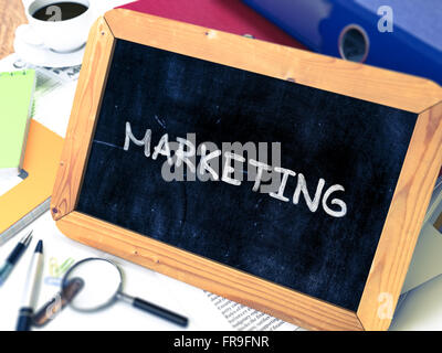 Marketing - Tafel mit handgezeichneten Text. Stockfoto