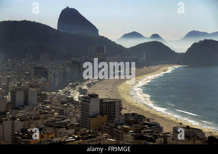 Vista-Nachbarschaft von Copacabana aus der Favela-Pavãozinho Pavao - Süd-Zone Stockfoto