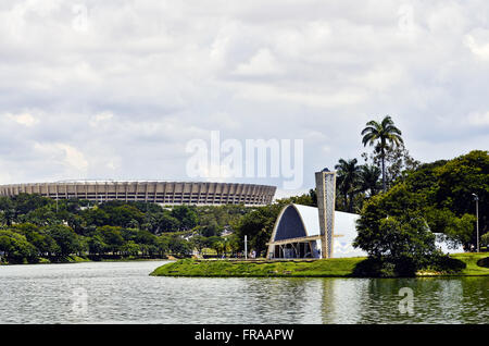 Igreja Sao Francisco de Assis Rande der Lagoa da Pampulha - eröffnet im Jahre 1943 Stockfoto