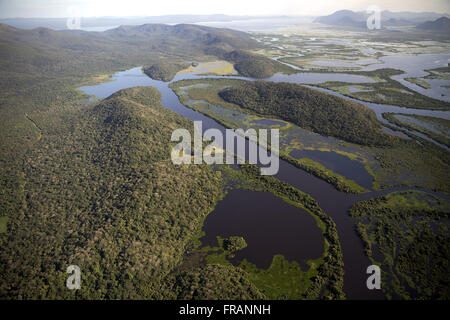 Luftaufnahme des PRNP Eliezer Batista auf dem rechten Ufer des Flusses Paraguay Stockfoto