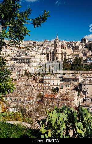 Blick auf Modica Altstadt in Sizilien Italien Stockfoto