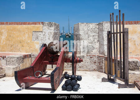 Alte Kanone in Fort San Sebastian del Pastelillo in Cartagena de Indias, Kolumbien Stockfoto