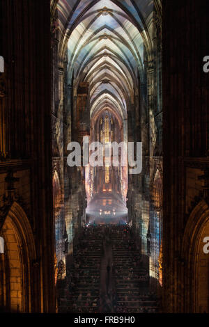 LUX Eucharistica, Kölner Dom Beleuchtung von deutschen Künstlern Team Casa Magica anlässlich des Eucharistischen Kongress 2013 Stockfoto