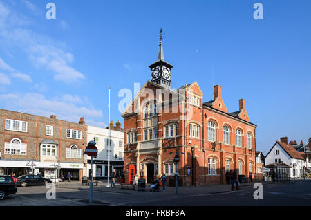 Das Rathaus, Heimat des Stadtrates, High Street, Thame, Oxfordshire, England, UK. Stockfoto