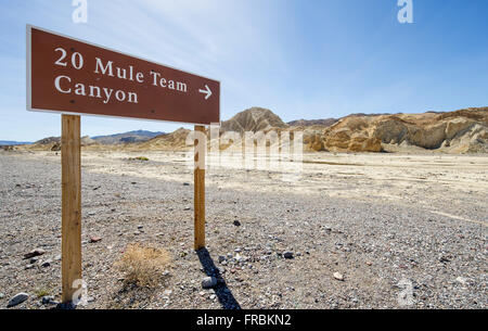 Ein Blick auf die 20 Mule Team Canyon im Death Valley National Park. Stockfoto