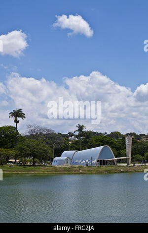 Igreja Sao Francisco de Assis Rande der Lagoa da Pampulha - eröffnet im Jahre 1943 Stockfoto