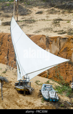 Floß in Canoa Quebrada Strand Stockfoto