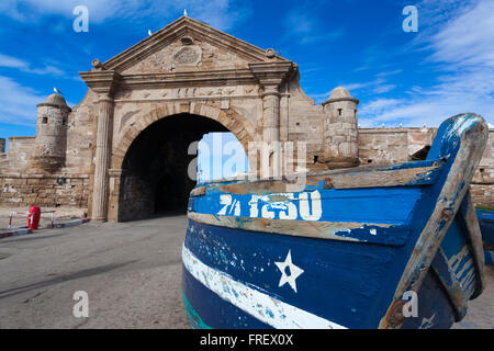 Traditionelle Fischerboote im Hafen von Essaouira, Marokko Stockfoto