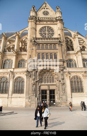 Paroisse Eustache in Paris Frankreich im Winter Stockfoto