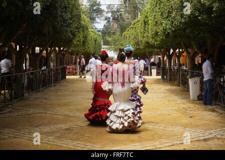 Andalusischen Frauen während der Feria in Jerez - 05.08.2013 - Spanien / Andalusien / Jerez De La Frontera - Frauen in der Andalusien Stockfoto