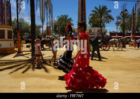 Andalusischen Frauen während der Feria in Jerez - 05.09.2013 - Spanien / Andalusien / Jerez De La Frontera - Frauen in der Andalusien Stockfoto