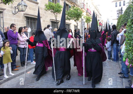 Andalusien, Spanien - 18.04.2011 - Spanien / Andalusien / Jerez De La Frontera - The Pentitents (Nazarenos) Karwoche Prozessionen Stockfoto