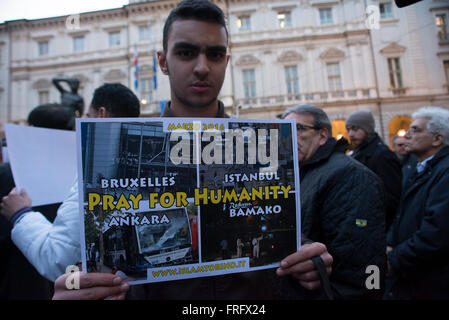 Turin, Italien. 22. März 2016. Solidarität für die Opfer der Terroranschläge von Brüssel in Turin, Italien: Stefano Guidi/Alamy Live News Stockfoto